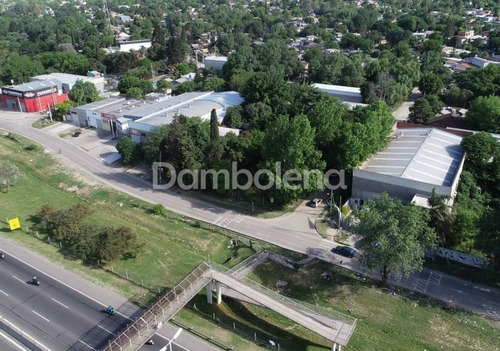 Imagen 3 de 7 de Depósito En Venta Colectora Acceso Oeste - La Reja - Moreno