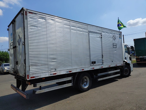 Imagem 5 de 12 de Ford Cargo 1319