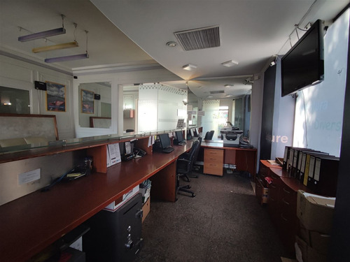 Local Comercial Venta Bilbao Providencia. 2000 Mts2 800 Cons