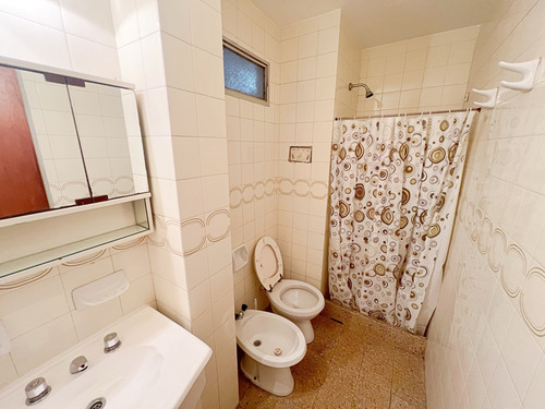 Venta De Departamento De 2 Dormitorios En Zona Centro