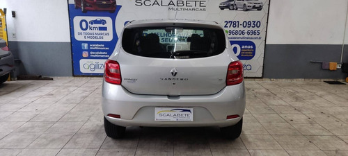 Imagem 4 de 12 de Renault Sandero 1.6 Expression 8v Flex 4p Manual