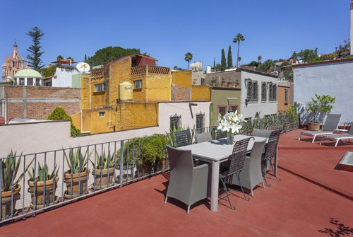 Vive A Pasos De La Parroquia En Una Joya Colonial-centro, San Miguel De Allende