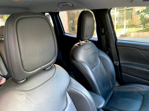 Imagem 10 de 15 de Jeep Renegade Limited 1.8 Flex
