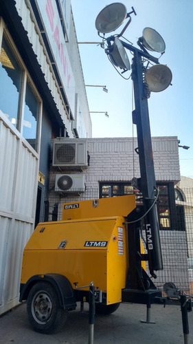 Torre De Iluminación Jcb Ltm9