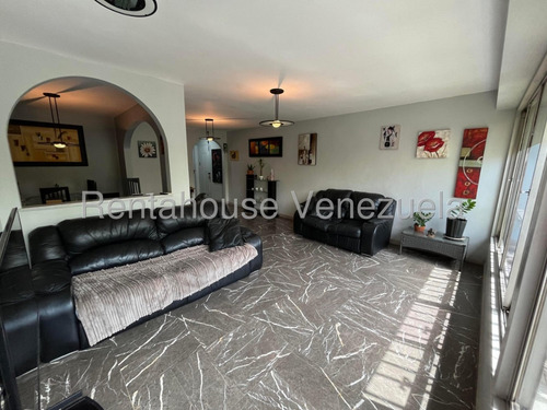 Amplio Apartamento En Venta, Urb. Los Caobos