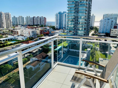 Imagen 8 de 17 de Apartamento De 3 Dormitorios Y Parrillero Propio En Punta Del Este- Ref: 54496