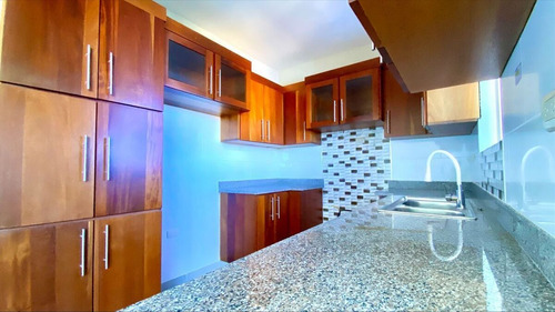 Amplio Apartamento En Venta En San Francisco De Macoris