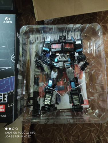 Optimus Prime G1 Commander