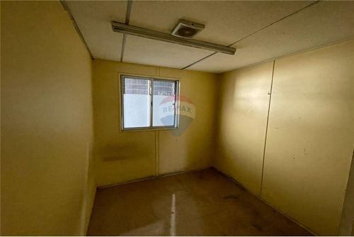 Bodega 700 M2 Caletera Varoli - 70 Uf Mas Gtos Com