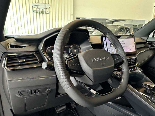 lynk & co 06 CORE PLUS 1.5