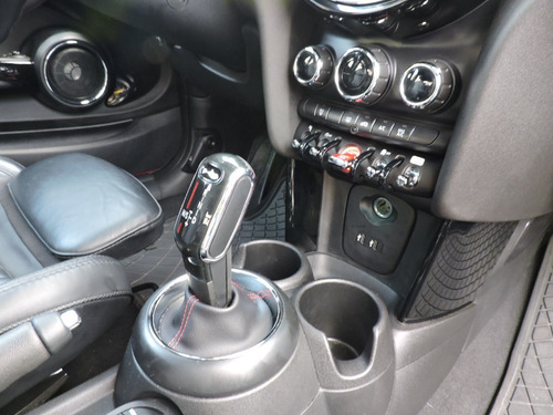 Imagen 9 de 15 de Mini Cooper S Hot Chili Modelo 2019