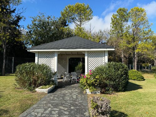 Venta De Terreno En Country San Facundo, La Plata.