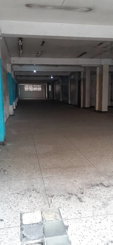 Imagen 3 de 6 de Local Comercial En Alquiler Centrico Cerca Plaza Bolivar los Teques