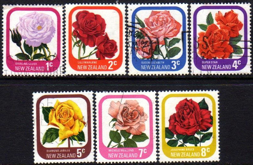 Nueva Zelanda Serie X7 Sellos Usados Flores = Rosas Año 1975
