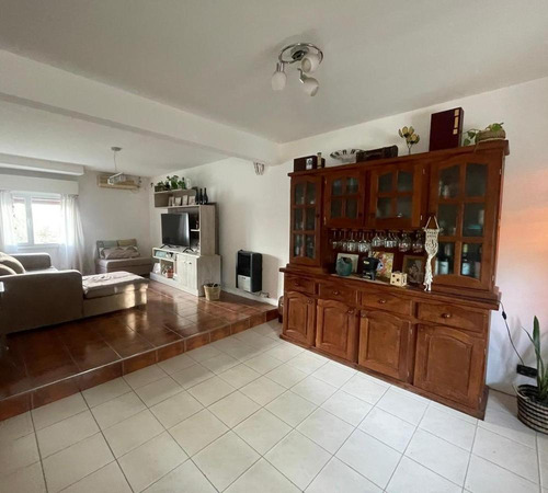 Casa En Venta En Neuquén Capital