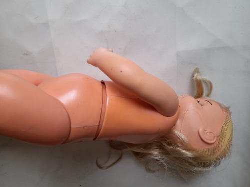 Boneca Mãezinha - Escolha A Parte Que Quer (Usado)