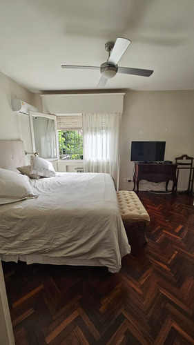 Casa De 4 Dormitorios ¡calle De Casas De Ensueño Cerca De Embajada Inglesa! 282 Mts Terreno