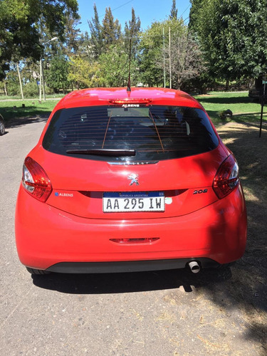 Peugeot 208 1.5 Allure Touchscreen 2016