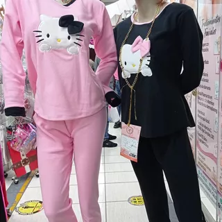 Pijamas De Mujer Hello Kitty