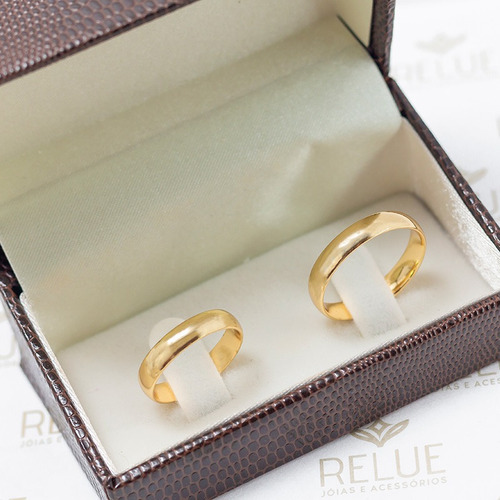 Imagem 3 de 4 de Par De Alianças 4mm Tradicional Banhada Ouro 18k Anatômicas