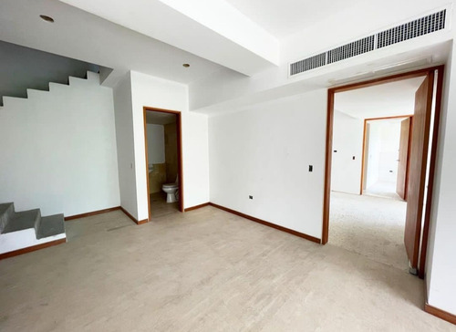Imagen 14 de 17 de Se Vende Apto Ph Dúplex 236m2 3h+s/3b+s/3p Lomas De Las Mercedes