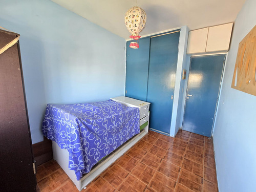 Departamento Venta De Tres Ambientes Con Balcón Al Frente - Apto Crédito