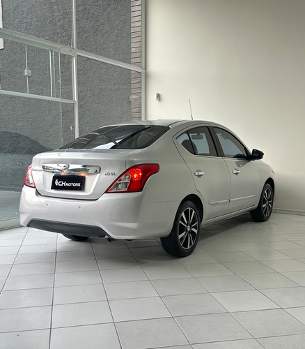 Nissan Versa SL 1.6 16V FlexStart 4p Aut.