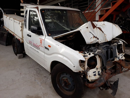 Imagem 2 de 3 de Sucata Peças Mahindra-motor Câmbio Diferencial Porta
