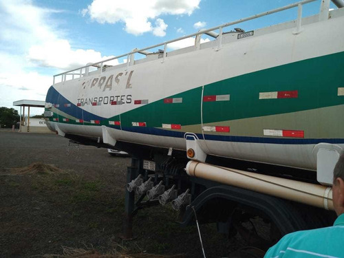 Carreta Tanque 30.000 L 6 Bocas