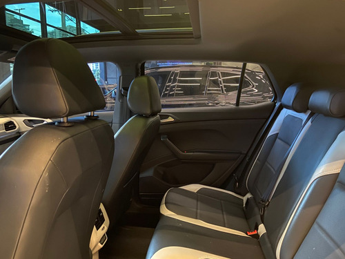 Volkswagen T-Cross 1.4 250 TSI TOTAL FLEX HIGHLINE AUTOMÁTICO