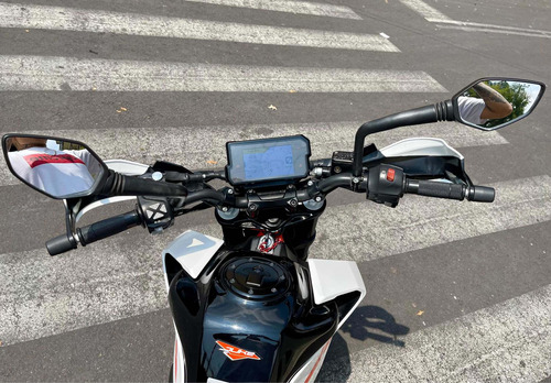 Imagen 10 de 11 de Ktm Duke 390