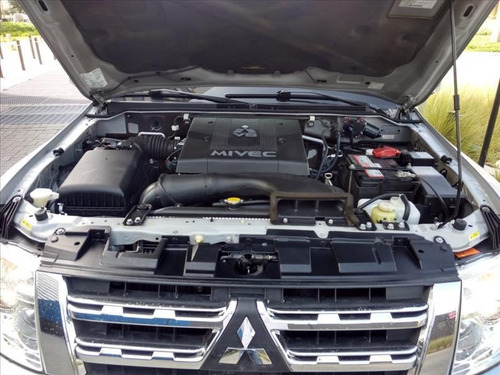 Mitsubishi Pajero Full 3.8 Hpe 4x4 V6 24v Gasolina 4p Automá