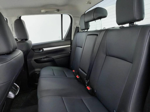Toyota Hilux 2.8 D-4D TURBO DIESEL CD SRV 4X4 AUTOMÁTICO