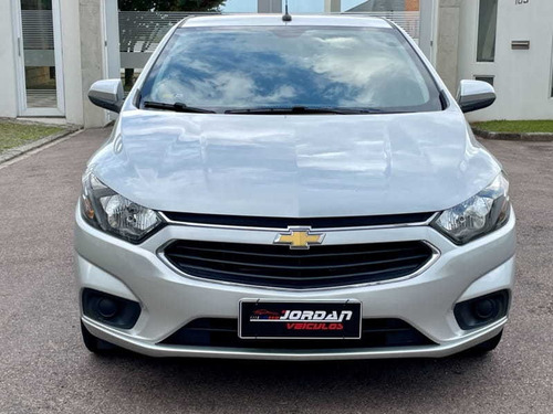 Imagem 3 de 15 de Chevrolet Onix 1.4 Mt Lt 2019