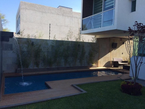 Imagen 2 de 16 de Hermosa Residencia En Lomas De Juriquilla, Alberca Propia, J