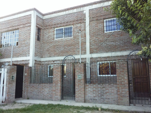 Imagen 8 de 14 de Complejo 6 Departamentos En Escobar