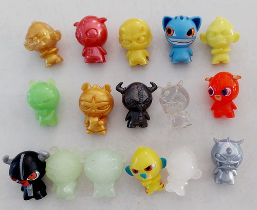 Lote De Tazos Y Figuras Funki Punky. C4 (Usado)