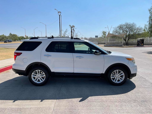 Imagen 10 de 15 de Ford Explorer 2013 4.0 Xlt V6 3er Asiento Sync 4x2 Mt