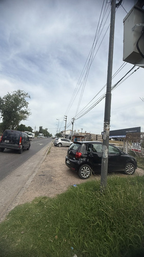 Alquiler- Lote Con Oficina 1345m2, Pardo Y Ruta 8