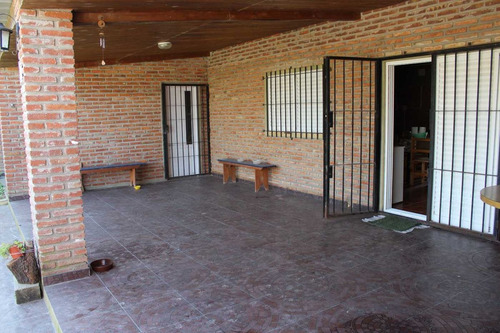 Quinta Con Pileta En Sauce Viejo