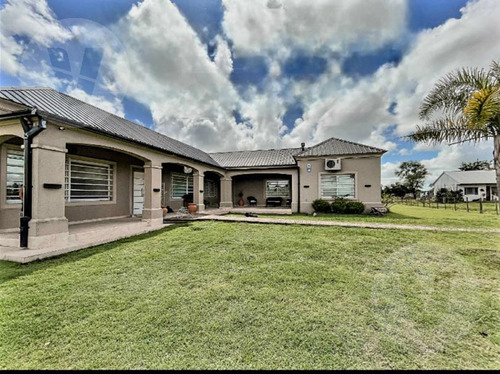 Casa De Campo En Venta Y Alquiler - San Vicente