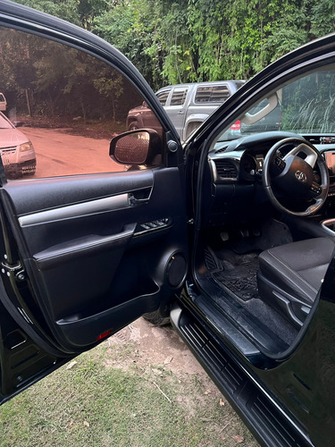 Toyota Hilux Pick-Up 2.8 Cd Srv 177cv 4x2