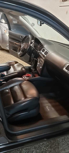 Imagen 11 de 16 de Volkswagen Bora 2010 1.8 Highline T Tiptronic Cuero