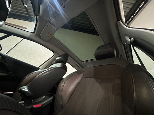 Peugeot 2008 1.6 16V FLEX GRIFFE 4P AUTOMÁTICO