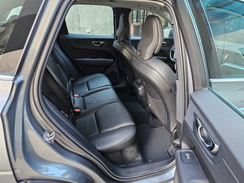 Volvo XC60 2.5 T5 Inscription