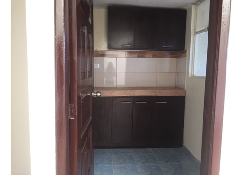 Imagen 3 de 8 de Departemento En Venta, En Carapungo