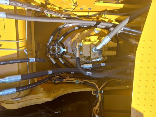 Imagem 12 de 13 de Escavadeira Hidráulica Caterpillar 320 Ng Zero