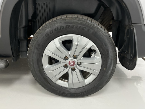 Imagem 9 de 14 de Fiat Toro Freedom 1.8 At6 4x2 (flex)