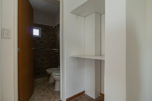 Departamento En Venta 2 Amb Hurlingham 3piso