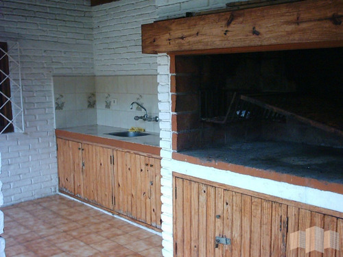 Imagen 22 de 24 de Muy Proxima A La Playa